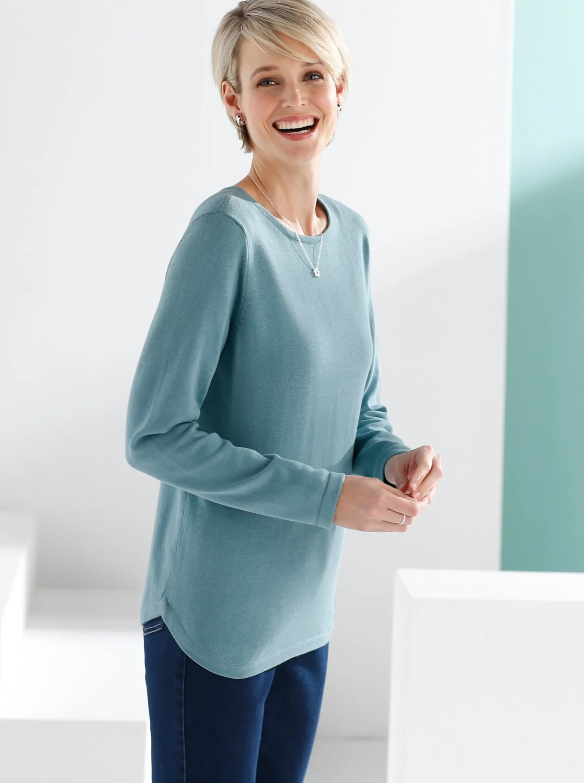 Baumwollpullover mit überlappendem Saum