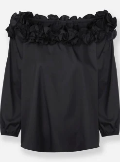 Carmenbluse mit 3D-Blumen am Ausschnitt