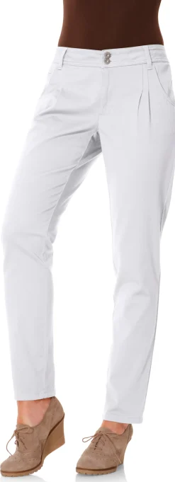 Chinohose in Karotten-Form