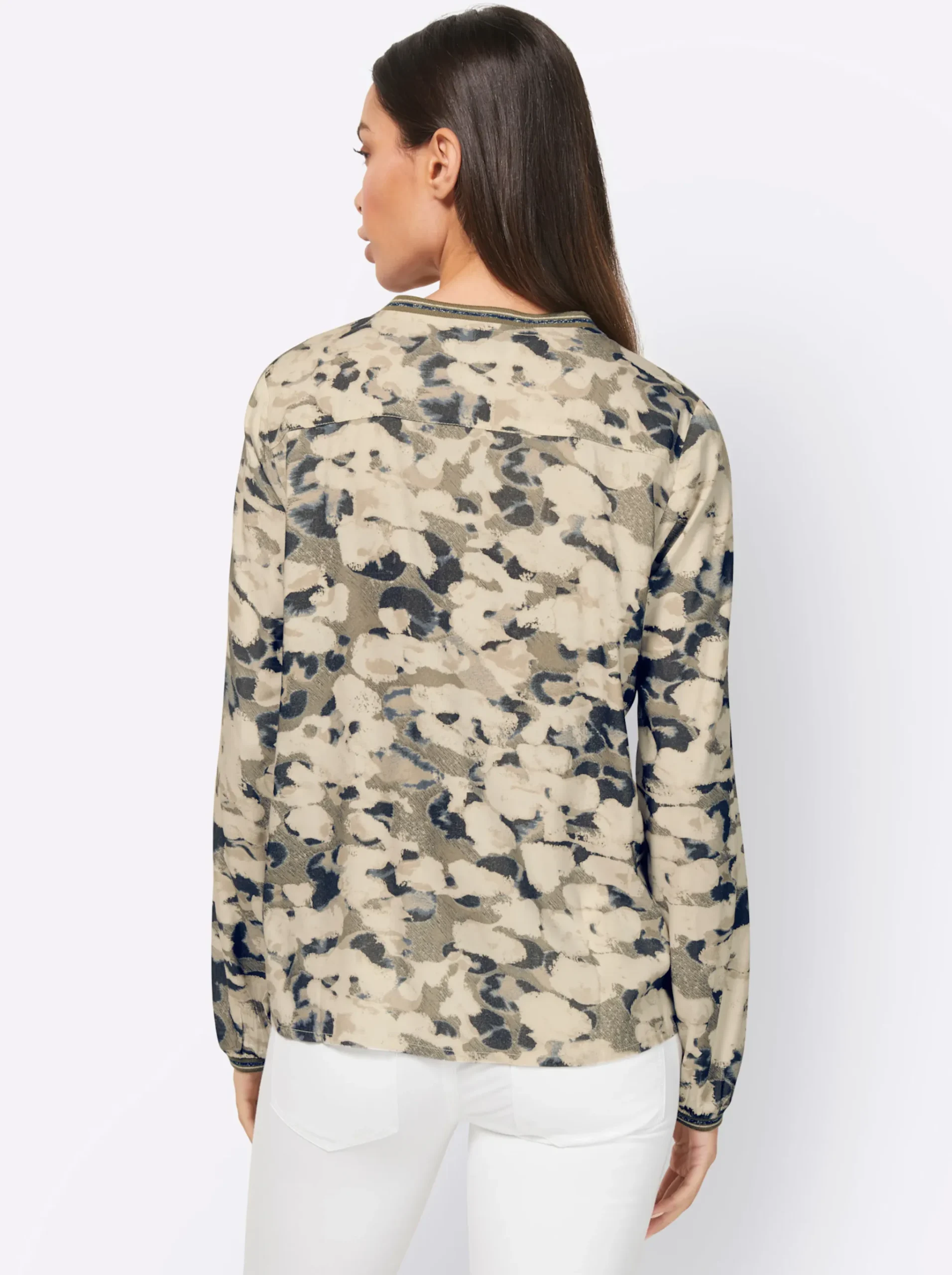 Druckbluse mit Nieten