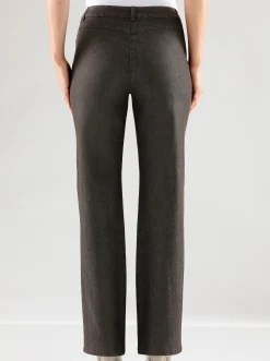 Gerade Jeans mit Bauch-weg-Effekt