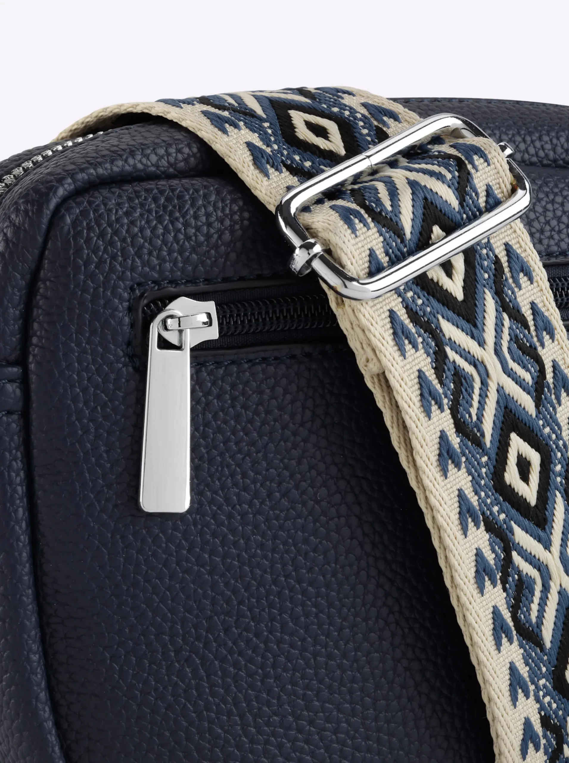 Handtasche