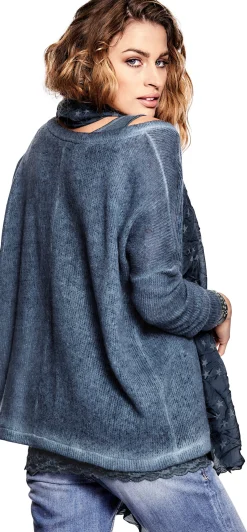 2-in-1-Shirt mit Schal