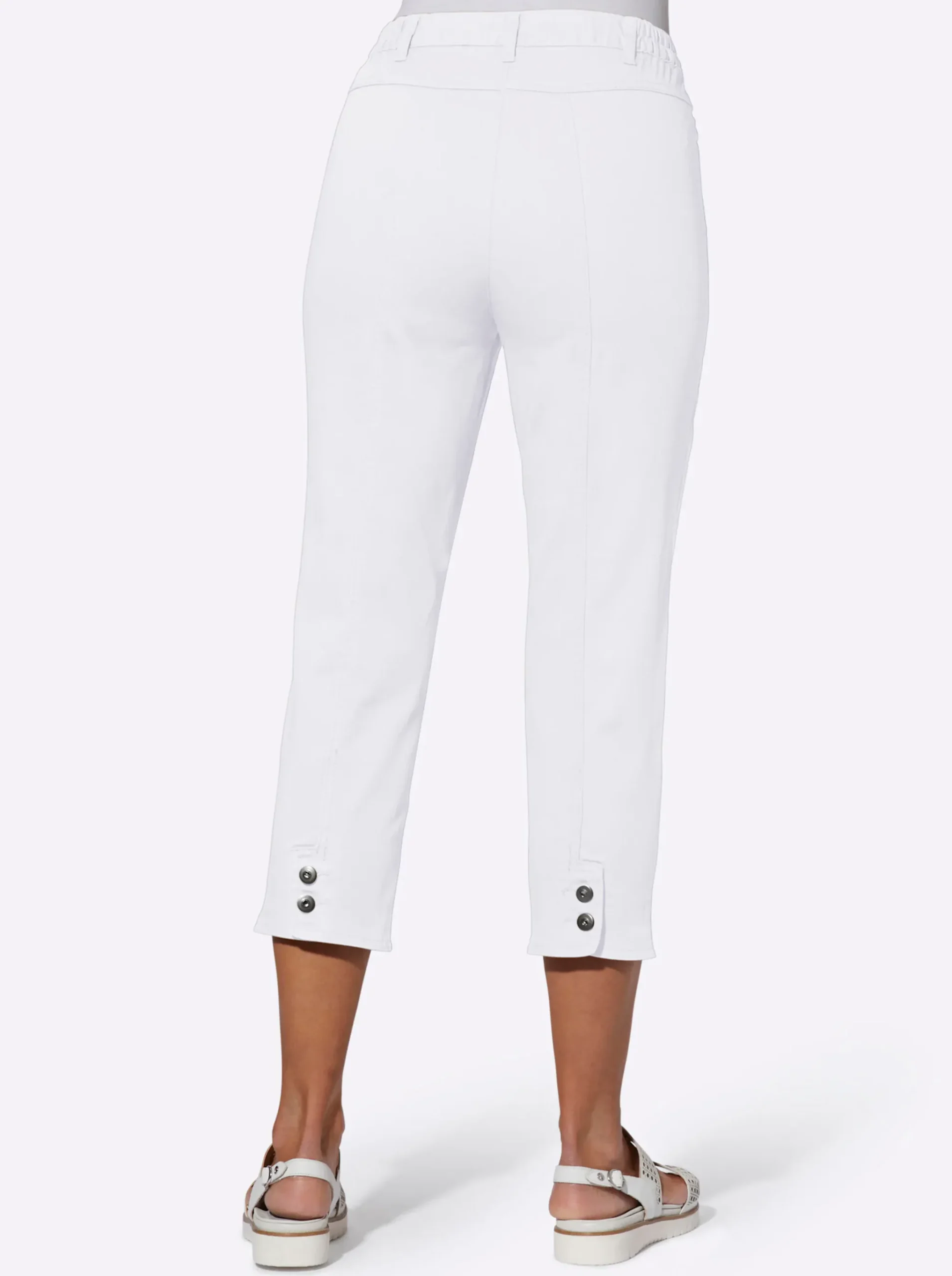 7/8-Jeans mit Schmuckknöpfen