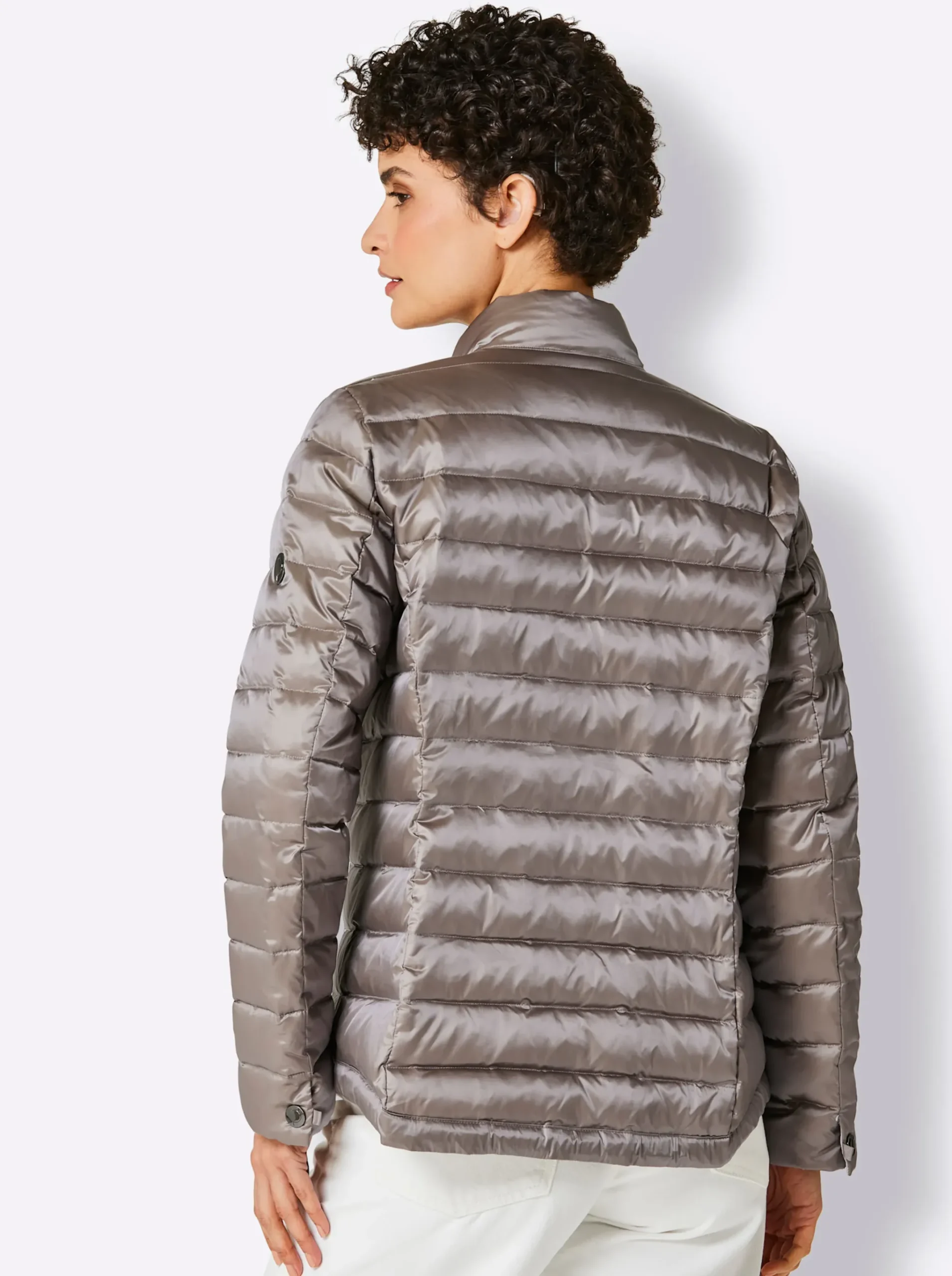 Leichtdaunenjacke mit Pack-away-Beutel für unterwegs