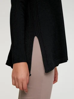 Longpullover mit großzügigem Rundhals-Ausschnitt