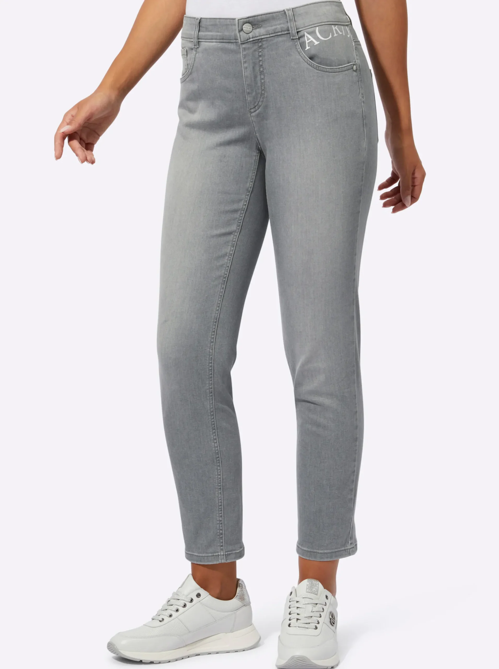 5-Pocket-Jeans mit Push-up-Effekt