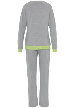 Pyjama