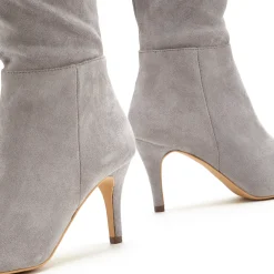 Reißverschlussstiefel
