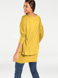 Rundhalsshirt mit Fledermaus-Ärmeln