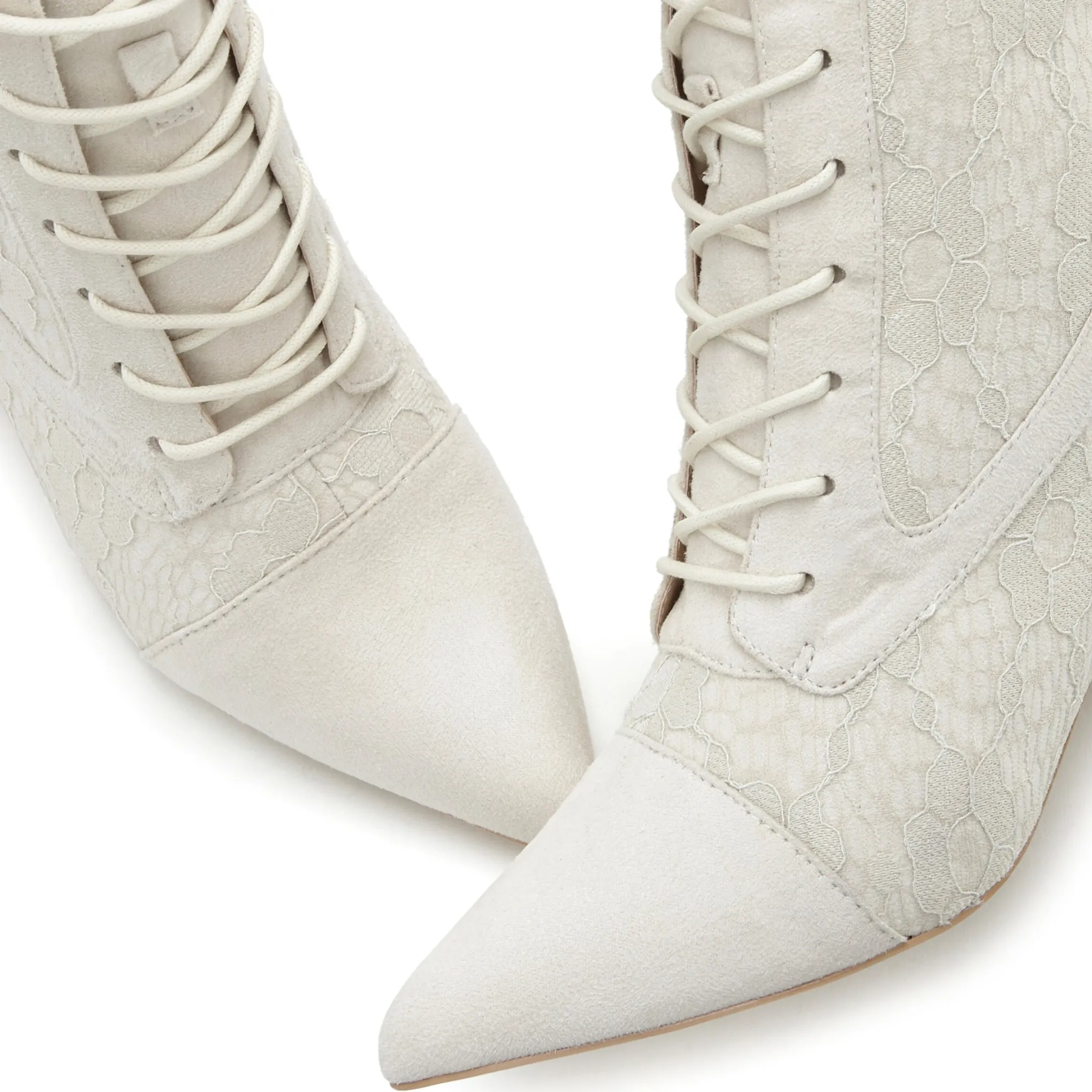 Schnürstiefelette