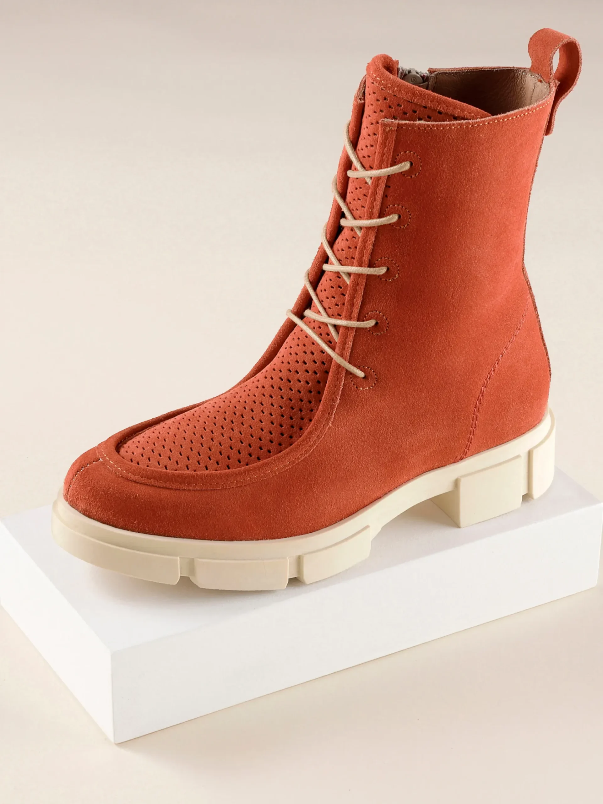 Schnürstiefelette