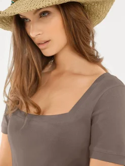 Shirt aus Rippenware