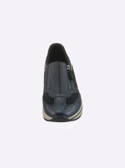 Slipper für kräftige Füße