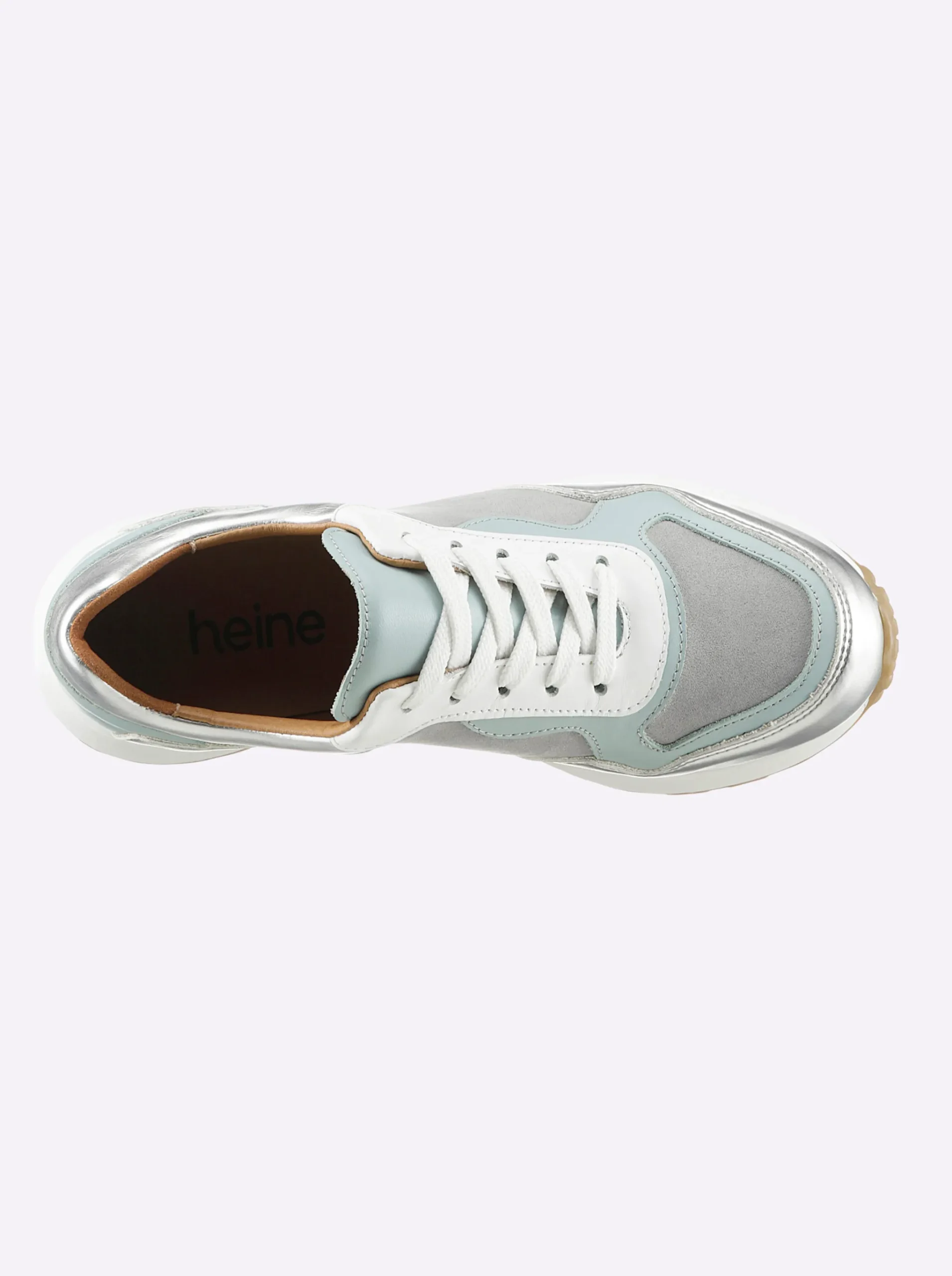 Sneaker