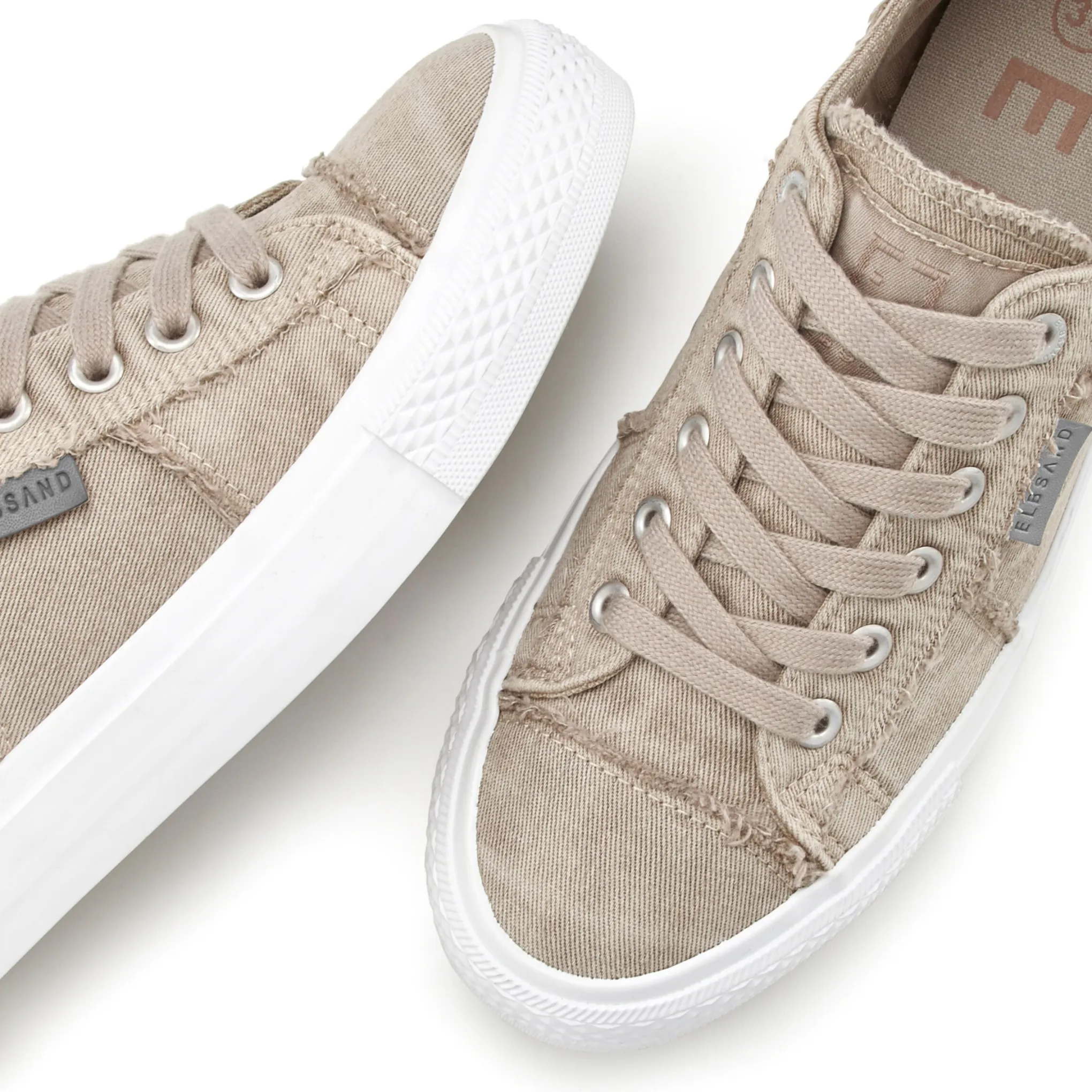 Sneaker