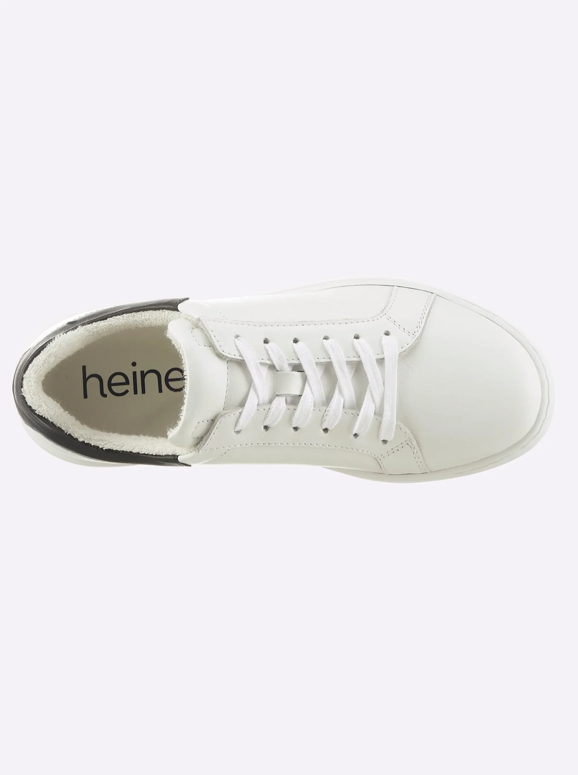 Sneaker