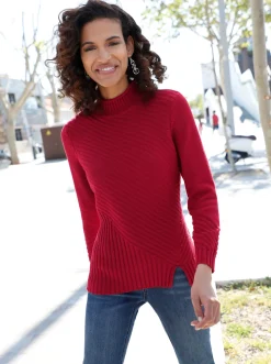 Stehkragenpullover mit Strickmuster