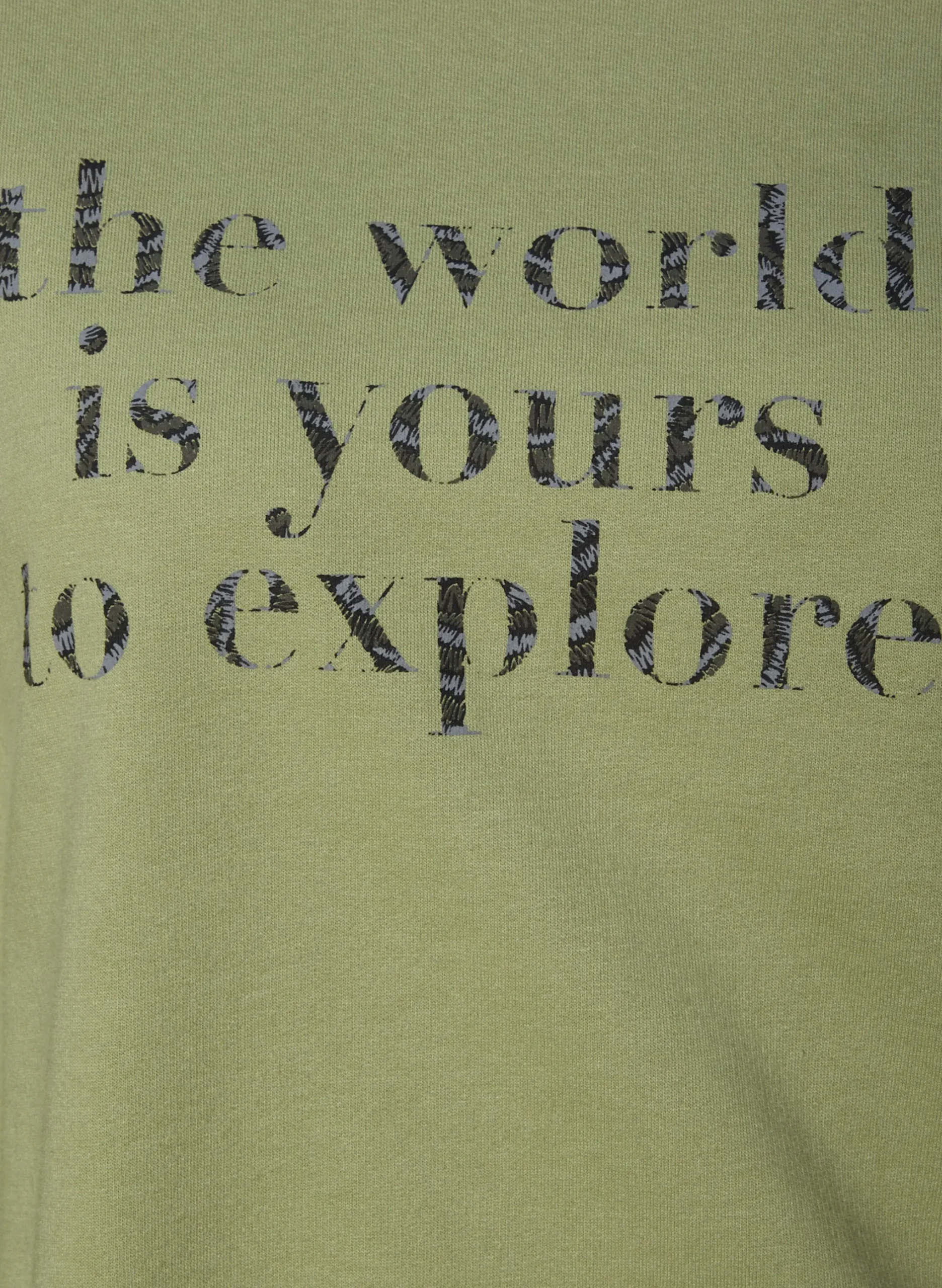 Sweatshirt